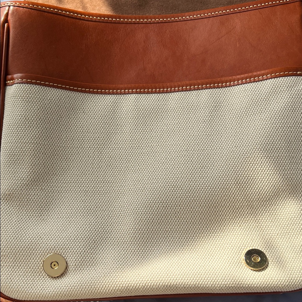 Dooney & Bourke Cream and Brown Shoulder Bag - Picture 9 of 16